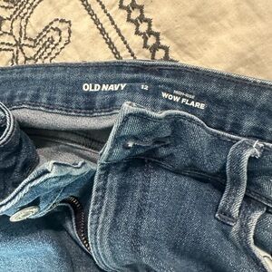 Old Navy Women's High-Rise Wow Flare Jeans - Medium Blue